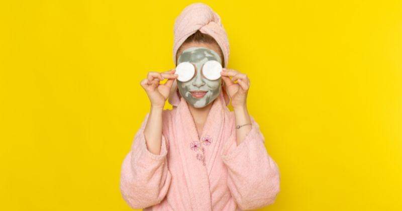 Freepik/KamranAydinov